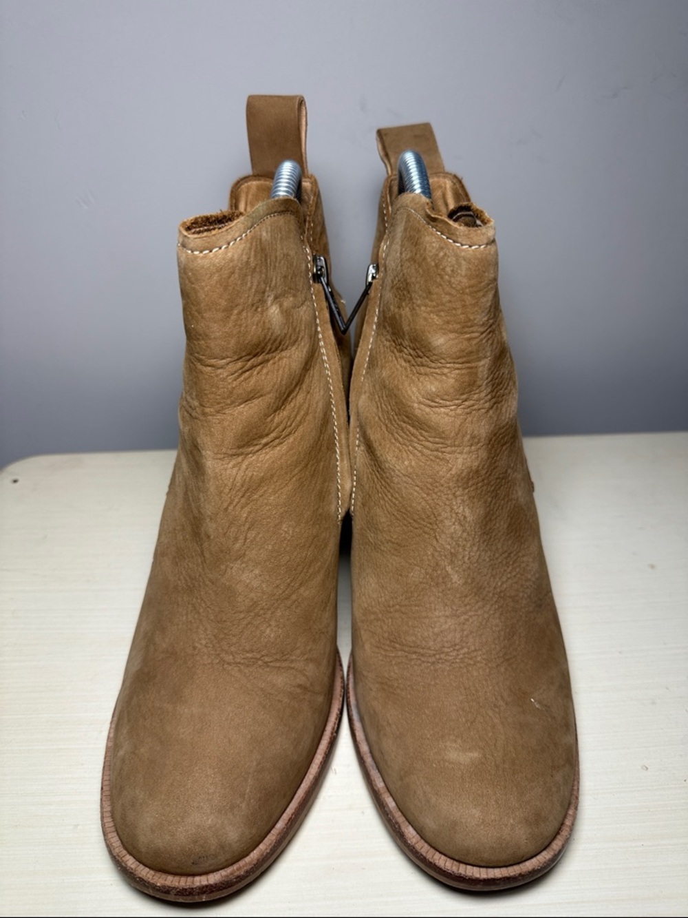 Ugg tan leather pixley Suede Tan Women’s Ankle Bootie - Picture 4 of 8